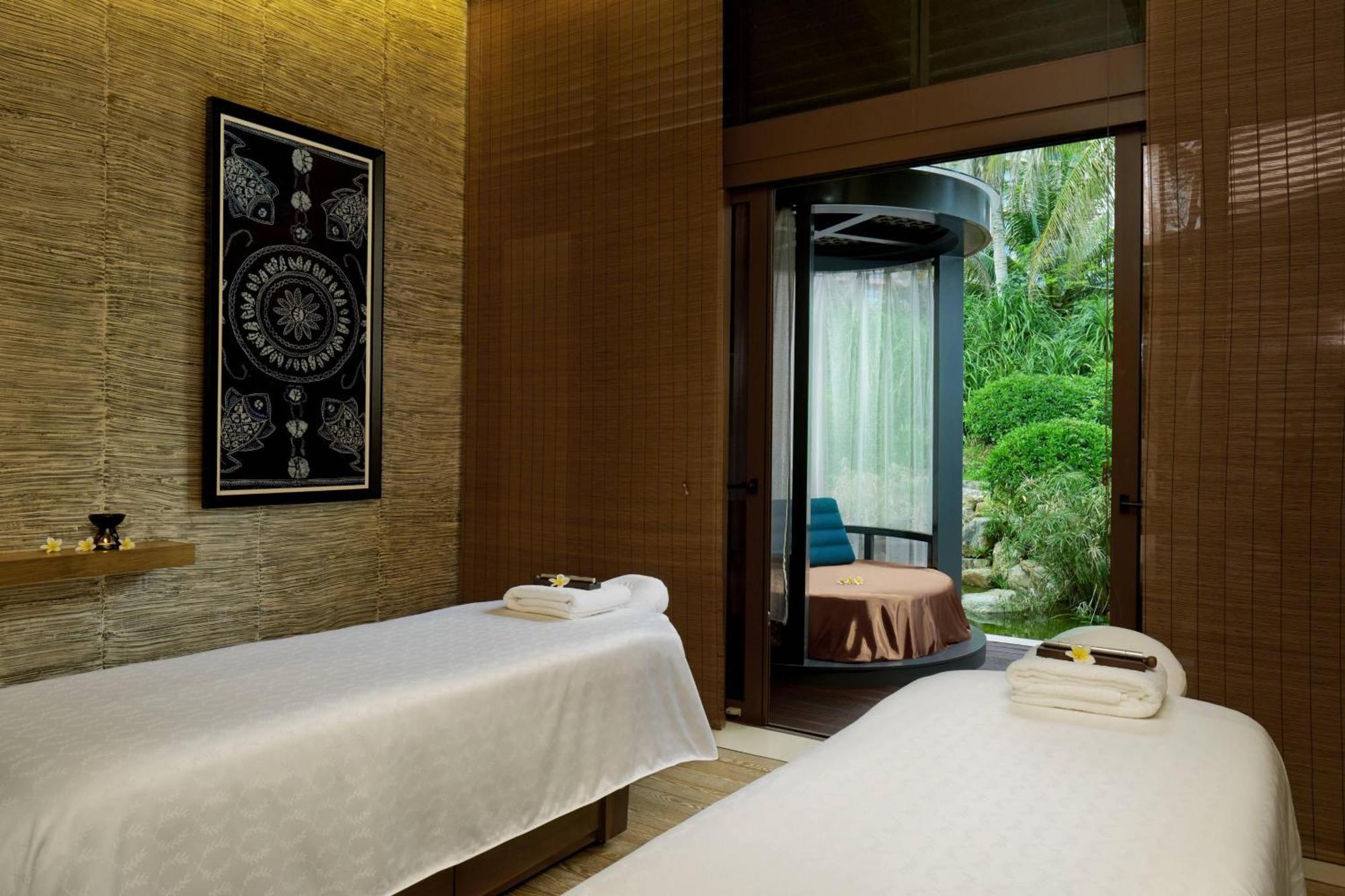 Sheraton Shenzhou Peninsula Resort Wanning Exterior photo