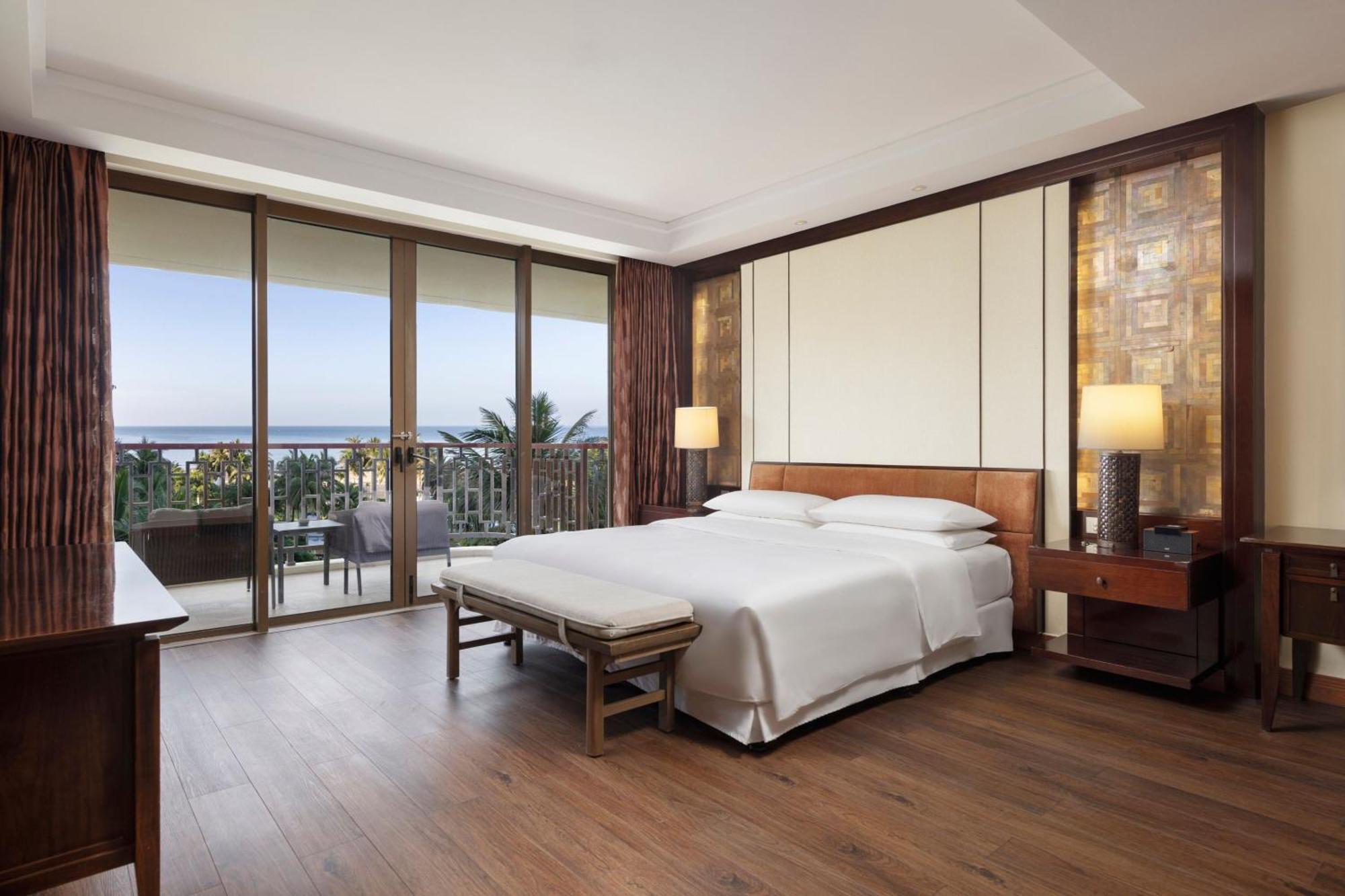 Sheraton Shenzhou Peninsula Resort Wanning Exterior photo