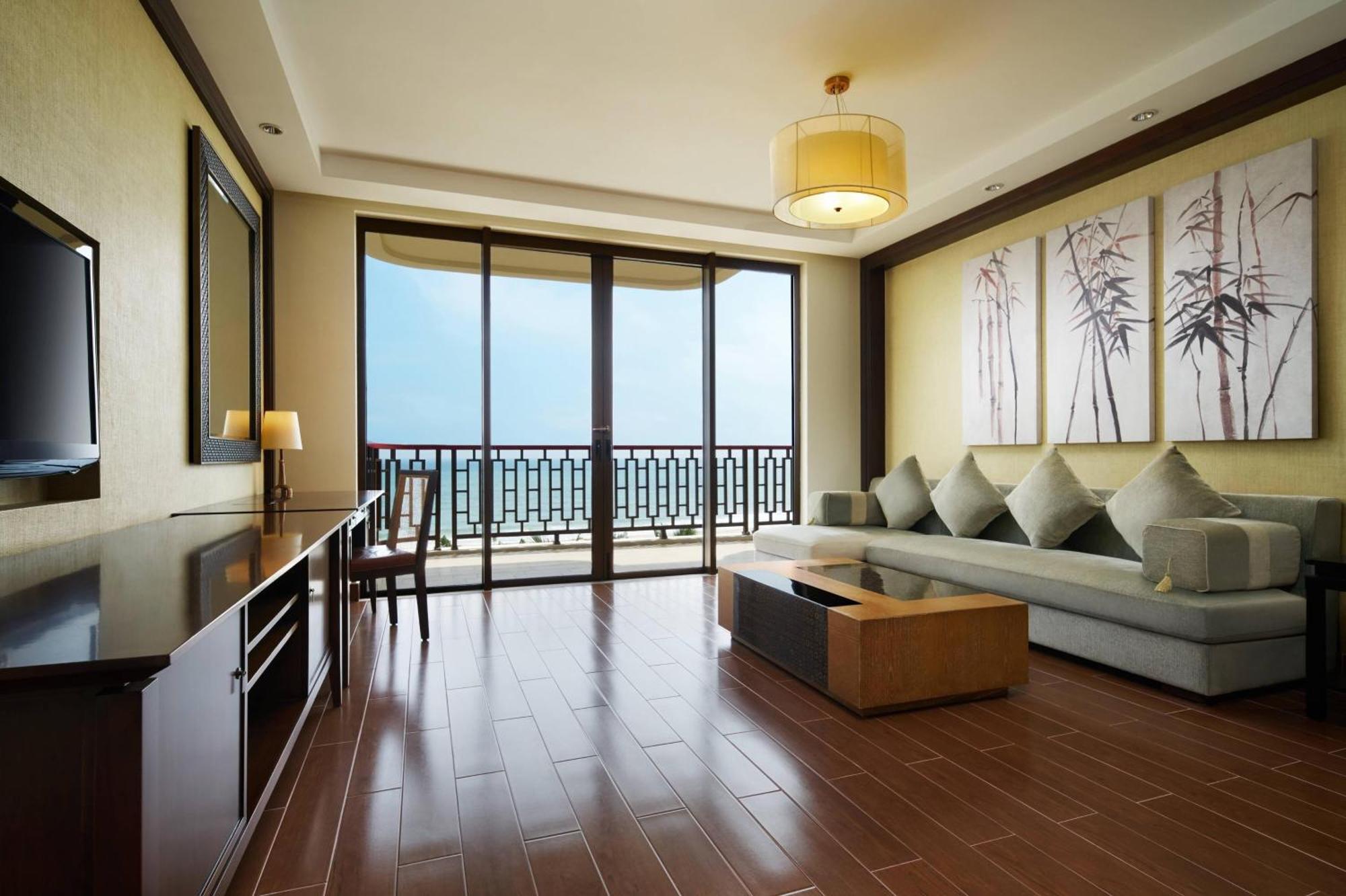 Sheraton Shenzhou Peninsula Resort Wanning Exterior photo