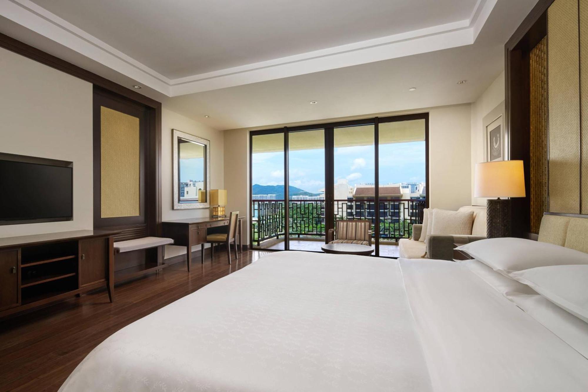 Sheraton Shenzhou Peninsula Resort Wanning Exterior photo