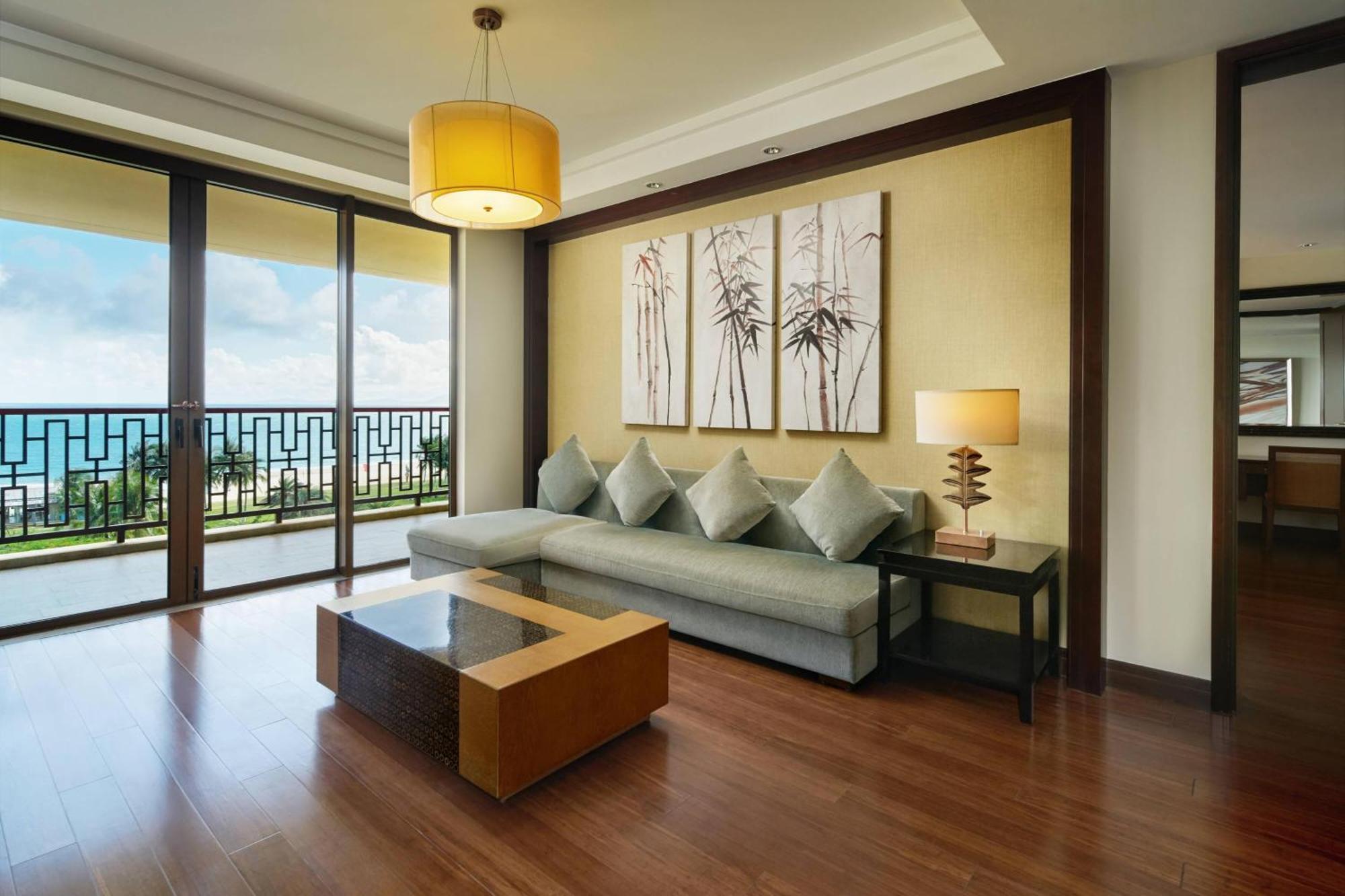 Sheraton Shenzhou Peninsula Resort Wanning Exterior photo