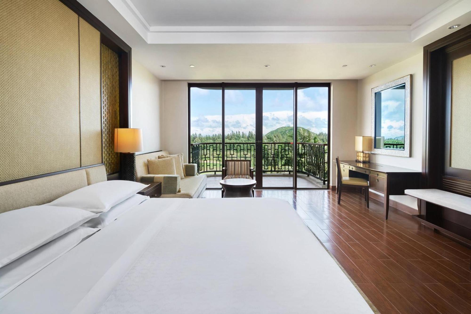 Sheraton Shenzhou Peninsula Resort Wanning Exterior photo